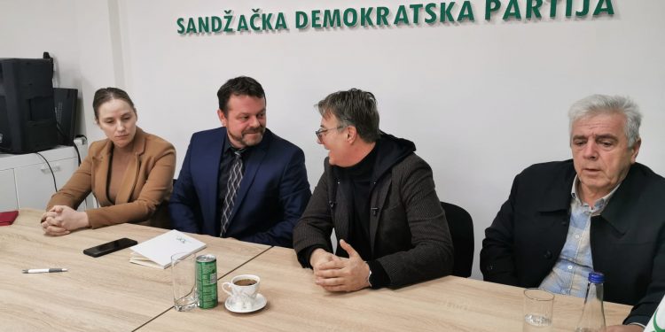 Dražavni sekretar I visoki funkcioner SDP posetio novoizabrano rukovodstvo te stranke u Tutinu