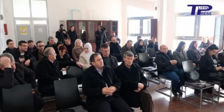 (VIDEO) Skupština opštine Tutin usvojila Odluku o formiranju Izborne komisije.