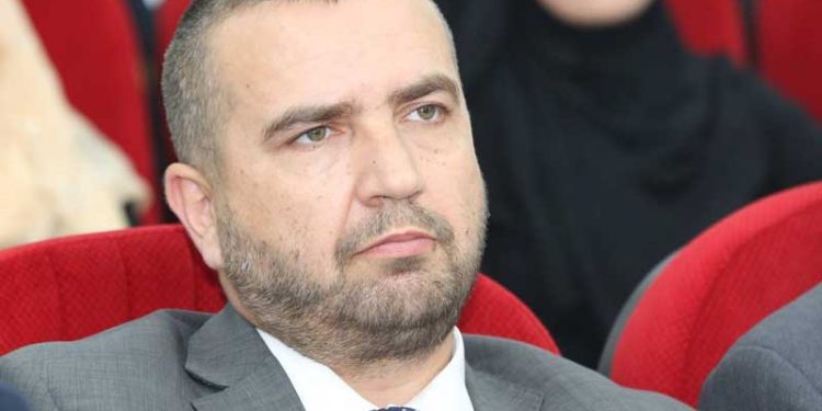 SANDŽAČKE SAZNAJU: Muratović napustio politiku