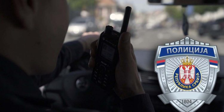HAOS U BEOGRADU! Dva policajca pretukla kolegu iz Interpola