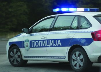 Težak udes kod Raške! U sudaru automobila i kamiona povređena jedna osoba