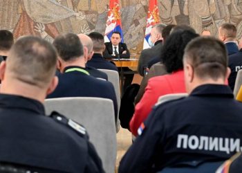 VULIN U EKSTAZI: “Dan državnosti Srbije ne može se obilježiti bez Republike Srpske, mi smo jedno, živjeli Srbi”!