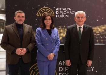 Član Predsjedništva Bosne i Hercegovine Šefik Džaferović sastao se sa predsjednicom Bošnjačkog nacionalnog vijeća  Jasminom Curić