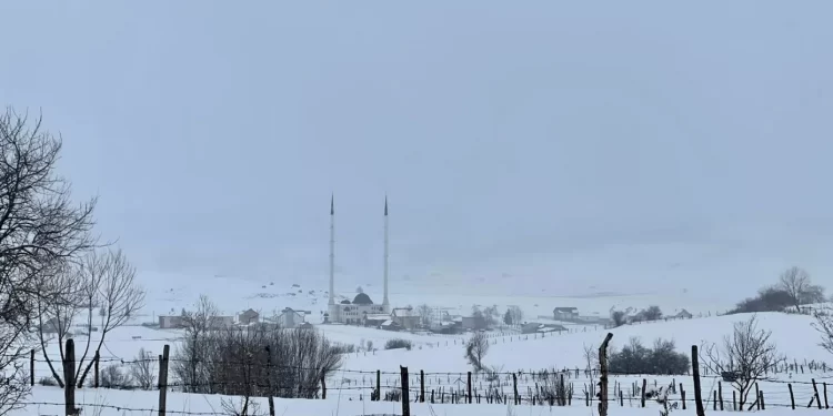 U Karajukića Bunarima na Pešteru jutros minus 28 stepeni