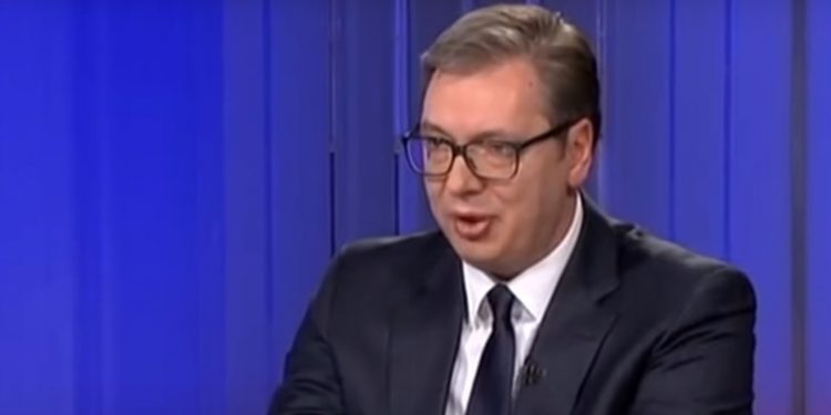 VUČIĆ PORUČIO: ZABRANJUJEMO IZVOZ PŠENICE, BRAŠNA, KUKURUZA I ULJA