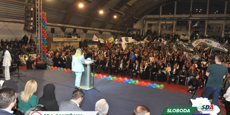 (VIDEO) Selma Kučević – govor na Centralnom predizbornom skupu SDA Sandžaka u Novom Pazaru. Dvorana Pendik, 30. mart 2022. godine.