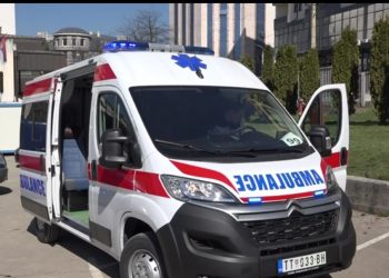 (VIDEO)Novo sanitetsko vozilo od Ministarstva zdravlja za DZ u Tutinu