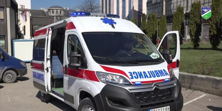 (VIDEO)Novo sanitetsko vozilo od Ministarstva zdravlja za DZ u Tutinu