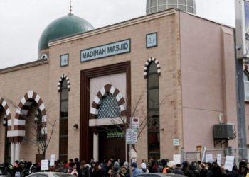 Kanada: Nakon namaza napadači pucali na džamiju i povrijedili 5 osoba