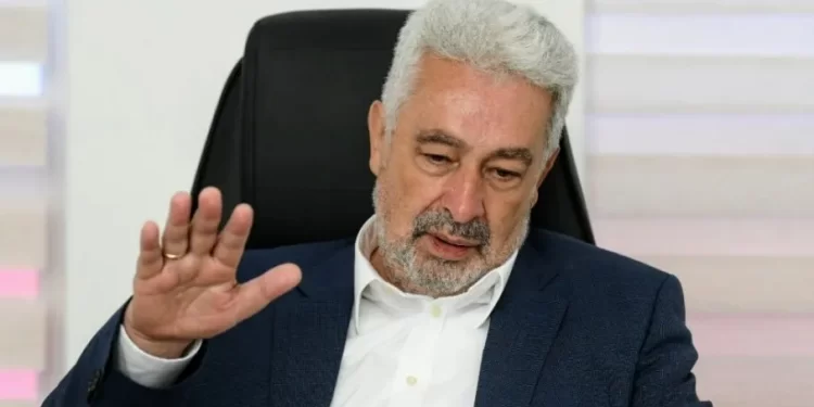 Krivokapić odbio da preda dužnost Abazoviću