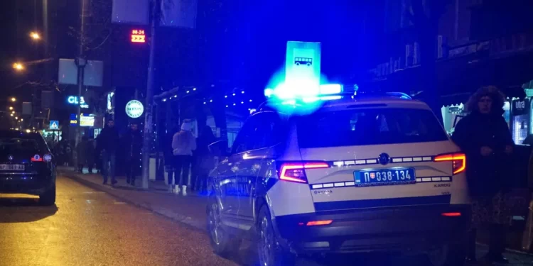 Napad na policijskog službenika u centru Novog Pazara! Napadač u bekstvu