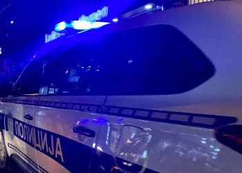 AKCIJA INTERVENTNE POLICIJE U NOVOM PAZARU! Više naoružanih lica sedelo u kafani