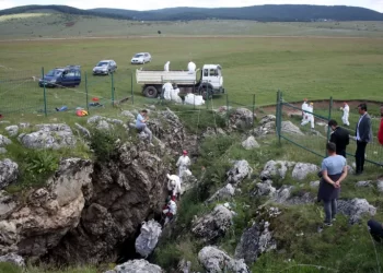 (VIDEO) Uspešno organizovana akcija čišćenja ponora u Delimeđu