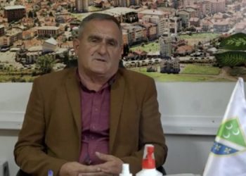 (VIDEO) U OŠ “Rifat Burdžović Tršo” Ministarstvo prosvjete opremilo digitalne učionice