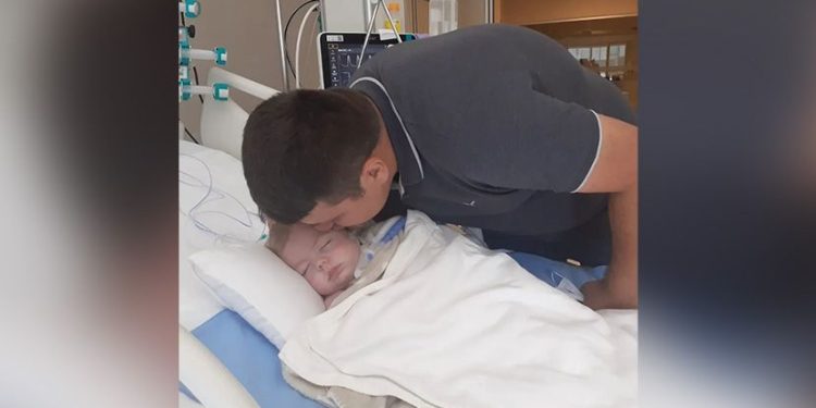 Uspavani Todor ne može da krene kući dok se bolnici ne plati dug: “Ako treba, idemo i na kraj sveta za njega”