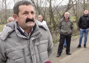(VIDEO) SJENICA: PROTEST SRBA PROTIV FIRME DIVLJA RIJEKA