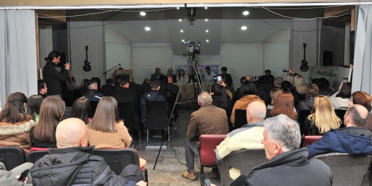 U Tutinu održani 44. tutinski književni susreti (FOTO)