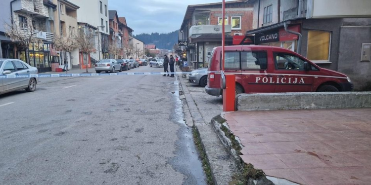 ROŽAJE: U PUCNJAVI RANJENA JEDNA OSOBA