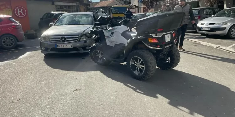 NOVI PAZAR: Bežao policiji pa izazvao udes (FOTO)