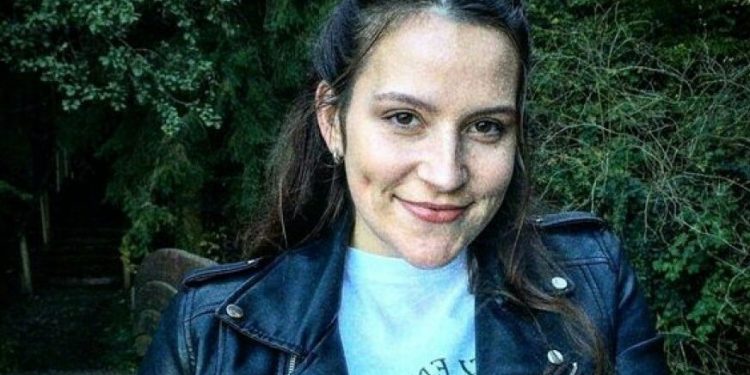 Ovo je djevojka koja je tragično stradala jedući pitu