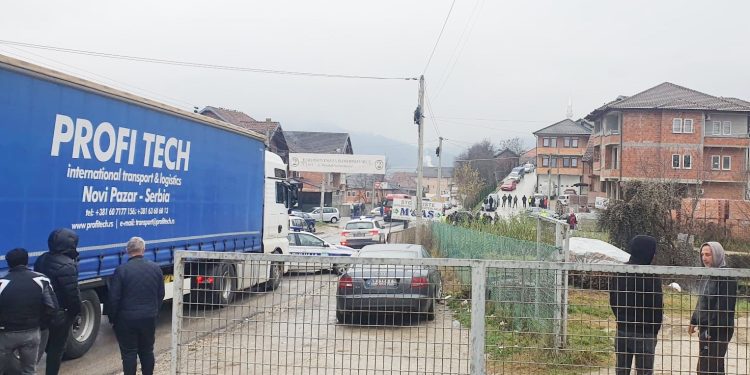 Umjesto da stane i pomogne, kombijem prešao preko tijela preminule djevojčice (15): Stravični detalji nesreće u Novom Pazaru