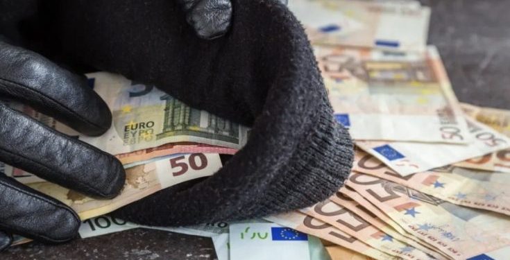 Sandžak: Opljačkao kladionicu, maloljetnik mu čuvao stražu?