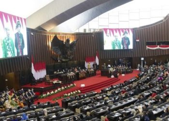 NOVI ZAKON U INDONEZIJI: ZA VANBRAČNI SPOLNI ODNOS KAZNA DO GODINE DANA ZATVORA