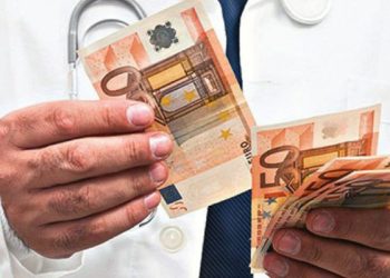 Ljekar uhapšen nakon što je 62 puta u sedam dana uzeo mito