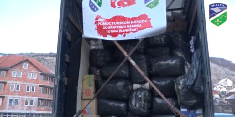 (VIDEO)Tutinci položili test humanosti, za 6 sati prukupljena dva šlepera pomoći