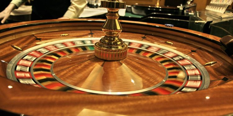 ZBOG SRBINA NENADA, OVOG HRVATA I ZGODNE MAĐARICE PALA SU SVA PRAVILA RULETA! Uvek osvajali, nikad gubili, kazina zavijali u crno