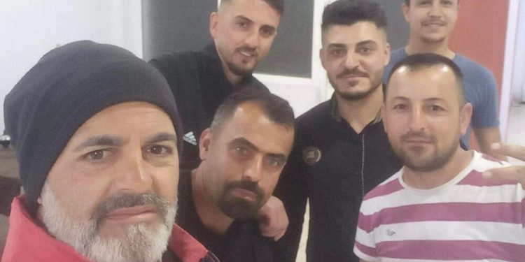 ENVER KOJI PEŠAČI DO MEKE STIGAO DO IRAKA: Na ulazu u Mosul zadesio ga NAJVEĆI PROBLEM na dosadašnjem putu! PEŠAČIO UZALUD 2 DANA