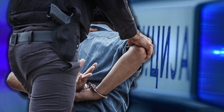 Uhapšen E.B. iz Tutina! Ukrao od komšije monitor, 16 vreća sa peletom, med, zimnicu, alkoholna pića i obuću