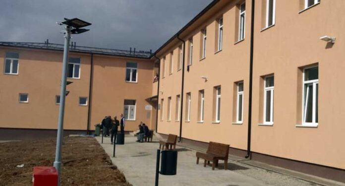 Zatvoren Centar za azil u Tutinu