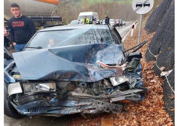 Težak udes na putu Novi Pazar – Tutin! Jedno lice hospitalizovano (VIDEO)