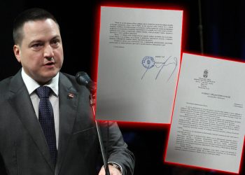 KURIR SAZNAJE: Ministar prosvete Branko Ružić podneo neopozivu ostavku (FOTO)