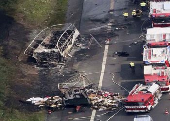 Njemačka: TEŠKA SAOBRAĆAJNA NESREĆA, VIŠE OD 50 POVRIJEĐENIH – Sudarili se autobus i dva kamiona, u teškom stanju 13 ljudi