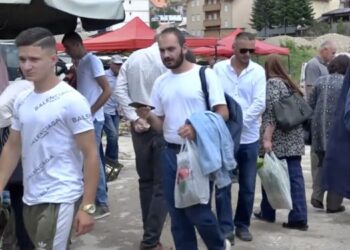 /VIDEO/ Predbajramska atmosfera u Tutinu