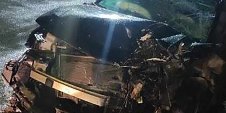 POVRIJEĐENE MAJKA I ĆERKA – Težak sudar u Tutinu: Vatrogasci izvlačili putnike iz vozila