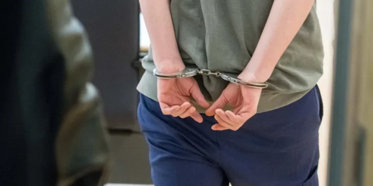 Tutin: Uhapšen S.H. jer je oca tukao i maltretirao 12 sati