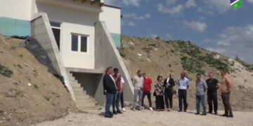 (VIDEO)Rukovodstvo opštine Tutin obišlo radove na bazenima u naselju Kleče