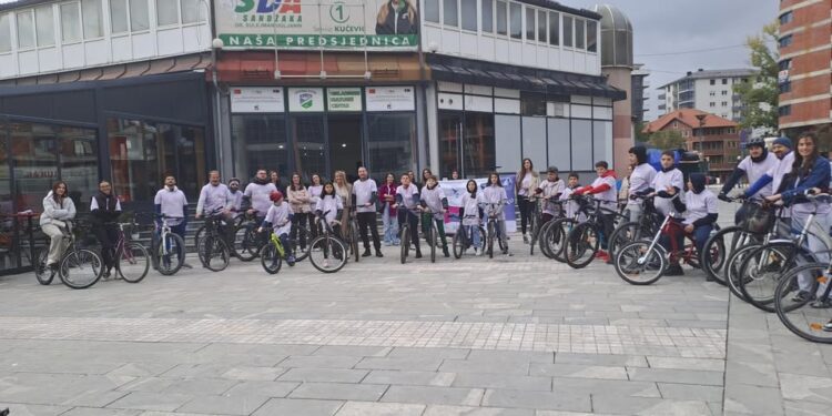 Tutin dao pedalu raku – poruka podrške i solidarnosti ženama u borbi protiv karcinoma